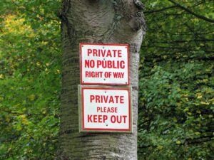 photo of a "private / keep out" sign