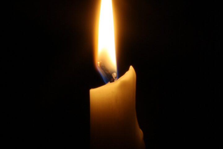 photo of a candle